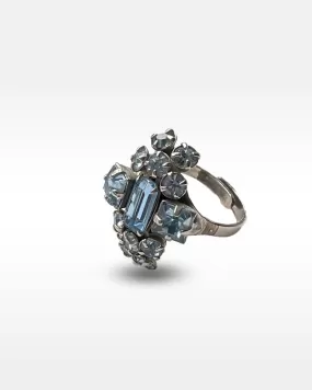 1930s Blue Rhinestone and Silver Metal Ring