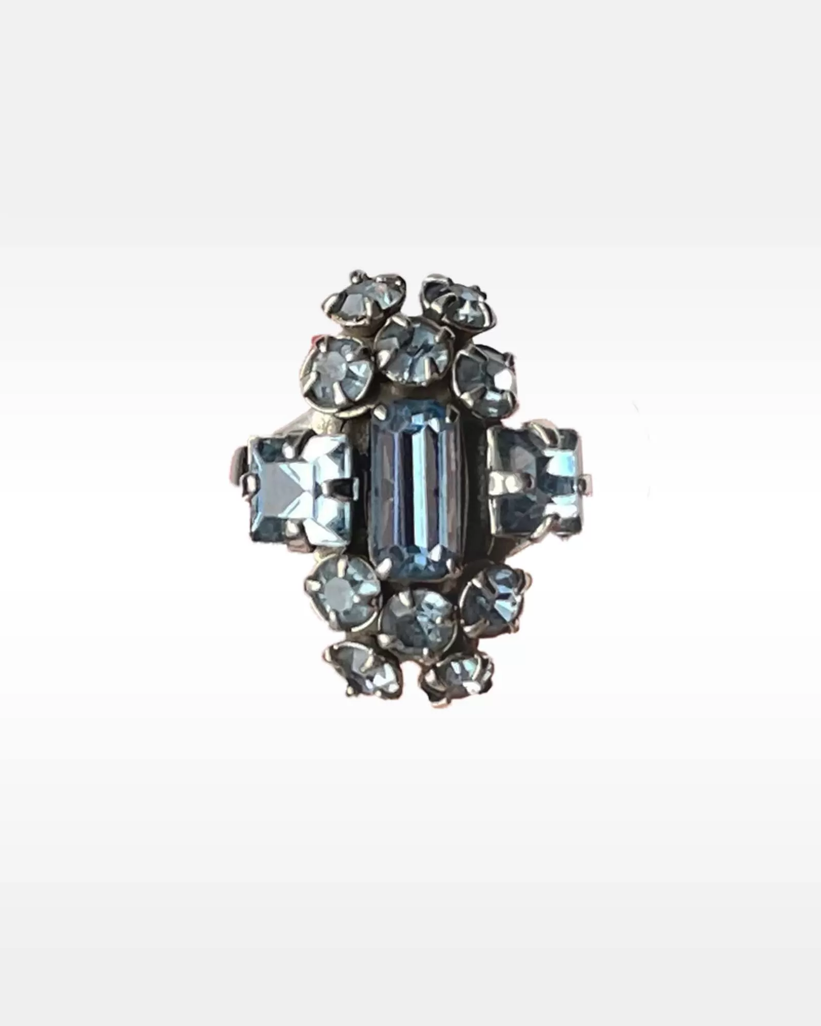 1930s Blue Rhinestone and Silver Metal Ring