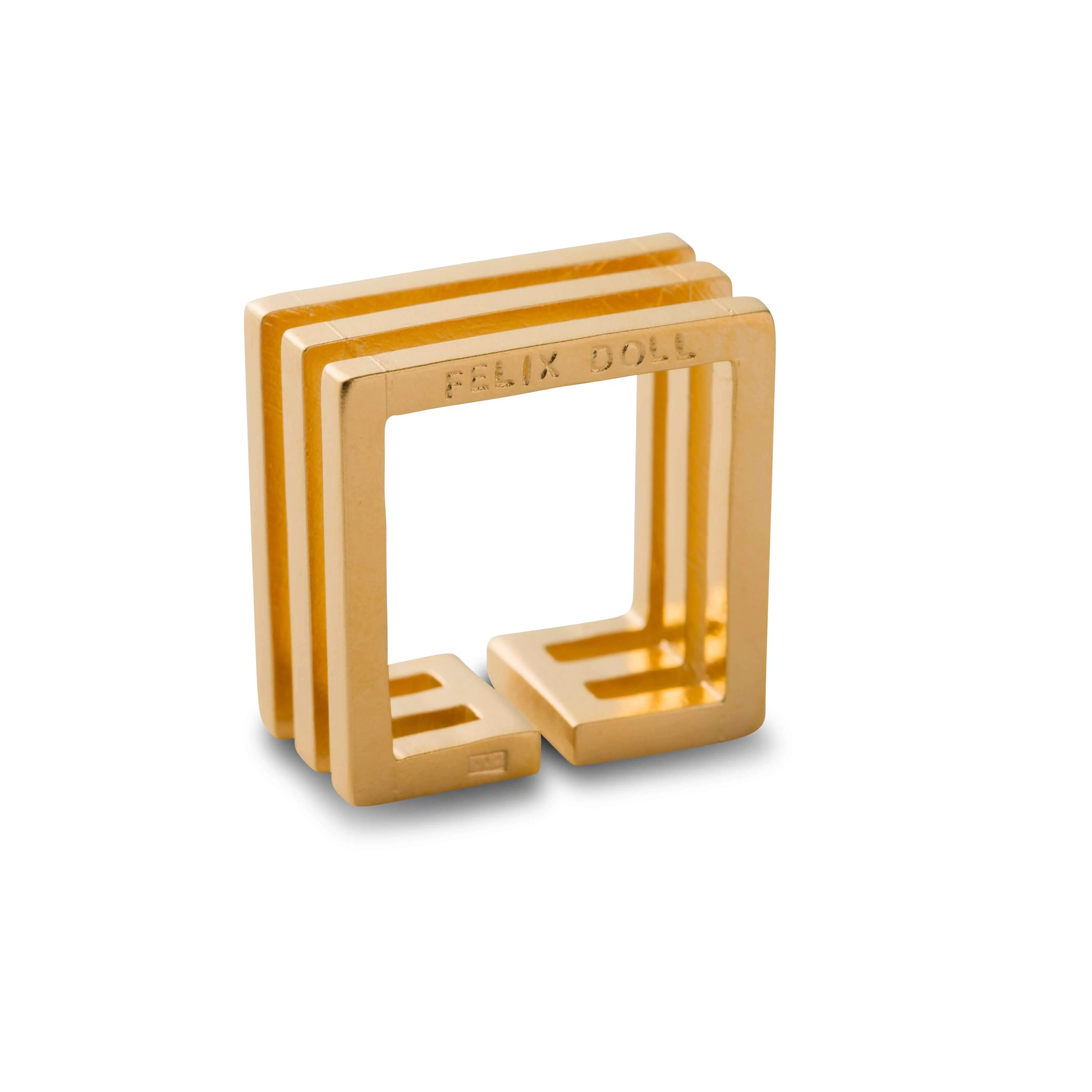 D 247  - Trio Square Ring