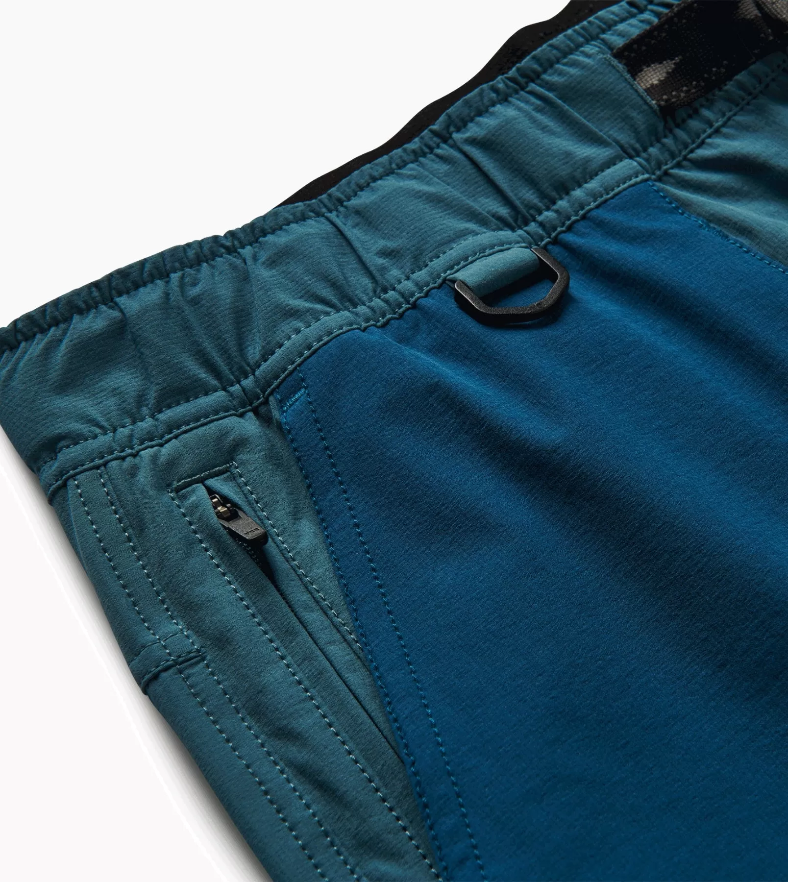 Happy Camper Shorts 16"