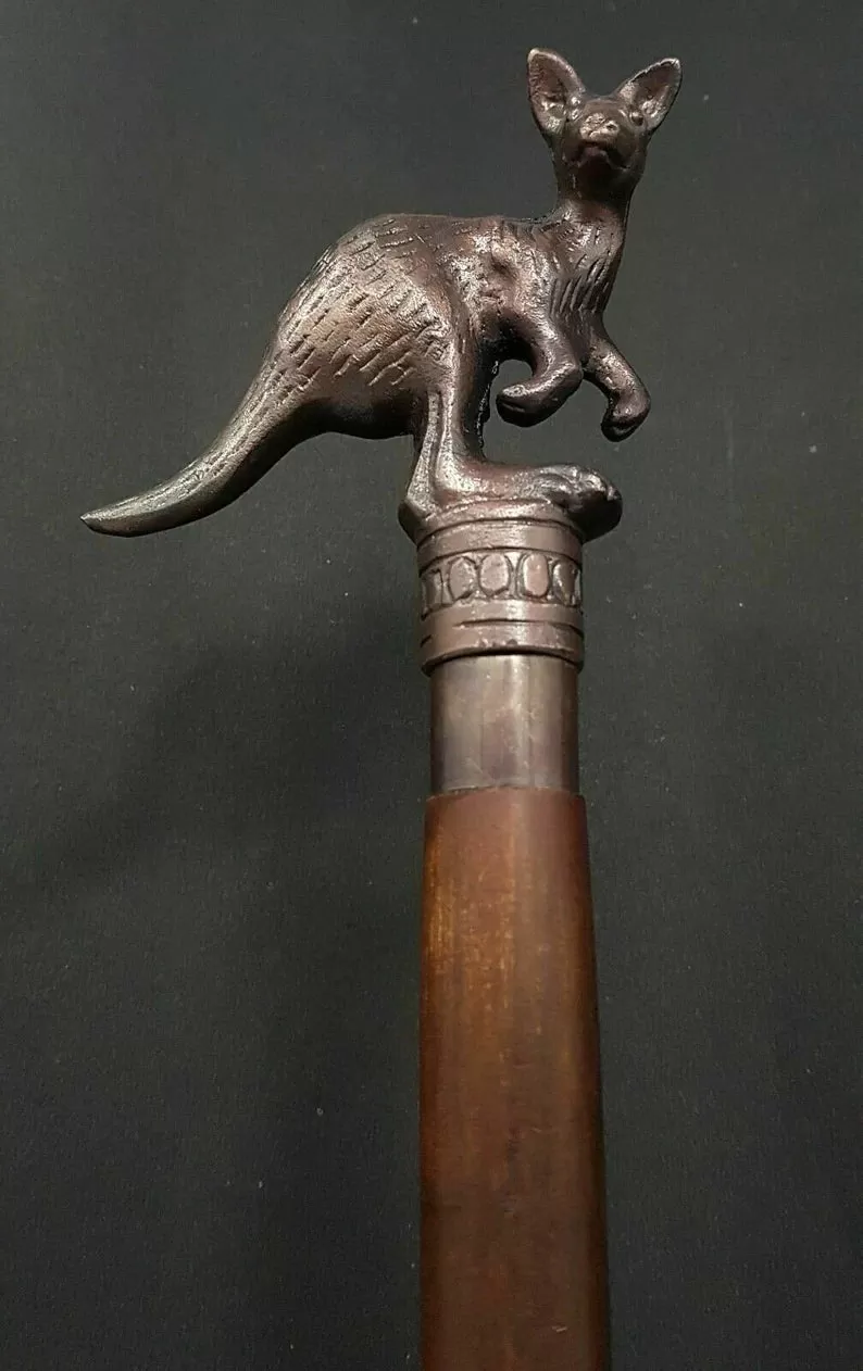 Newly Designed Kangaroo Handle Walking Wands, Wooden Cane