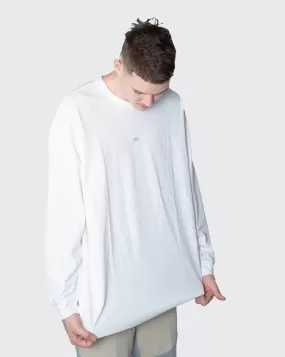 nike premium essential sustainable tee