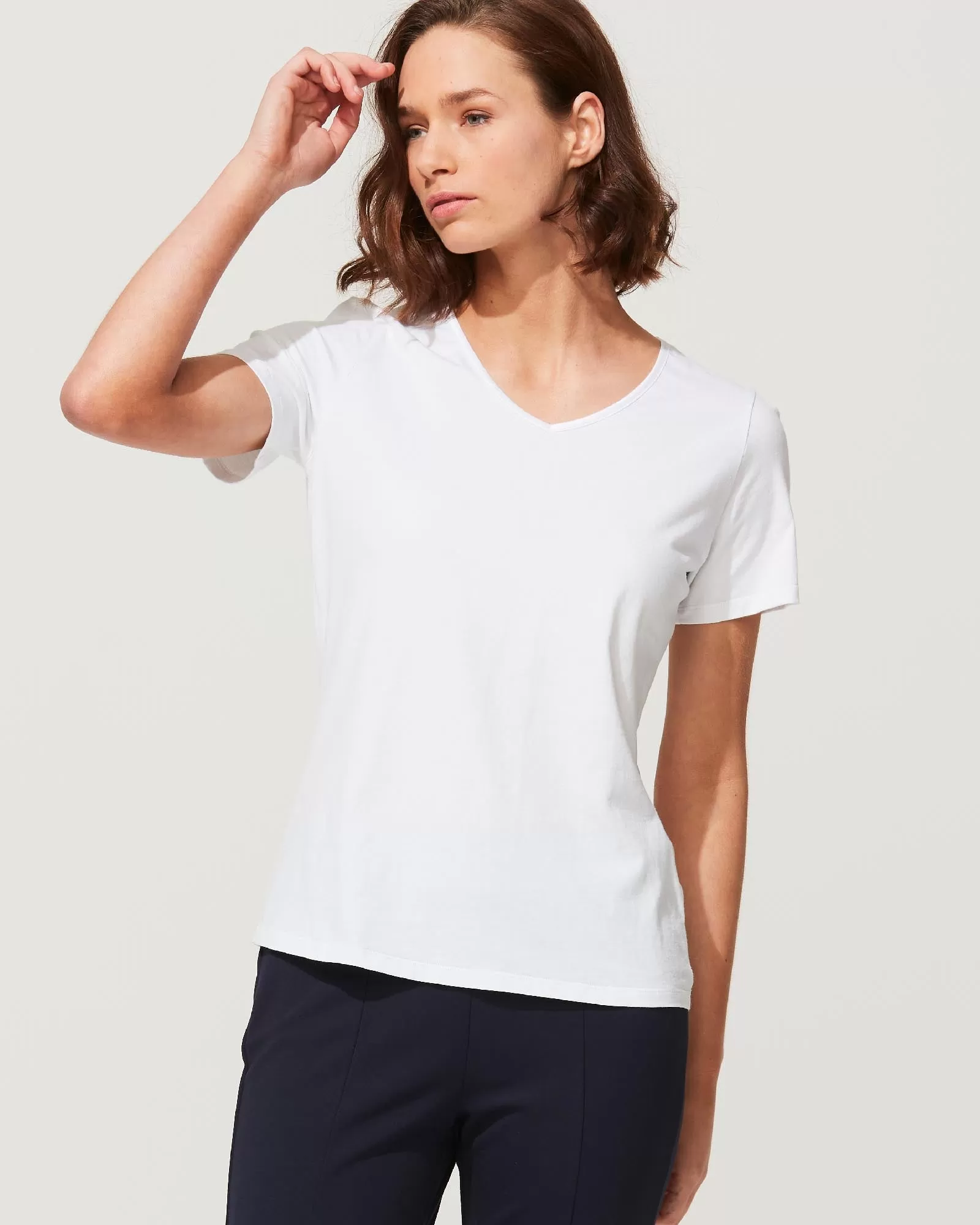 SUPIMA COTTON VEE SATIN TEE